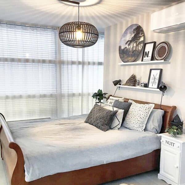 Lightswing single black bedroom