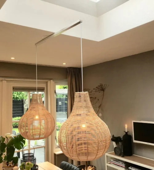 Lightswing-twin-white-skylight-diner-room-4