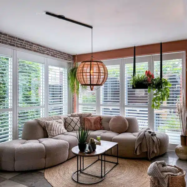 The 3 Lightswing® Colours and how to choose the right one for your Interior